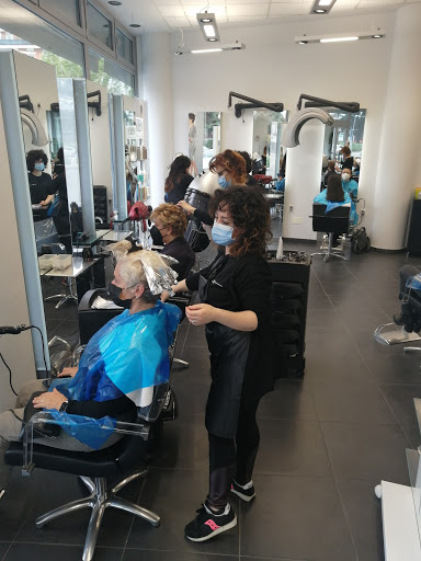 CUT FOR SUCCESS by Nicoletta Hairdressers - Thumbnail