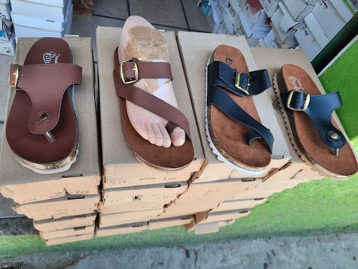 Zapatería Xochilt