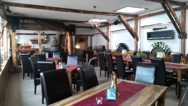 LuBea Yachthafen und Hafenrestaurant Oranienburg / Lehnitzsee