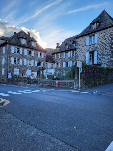 Photo de Les Cités Cantaliennes Automne à Saint-Cernin (15310)
