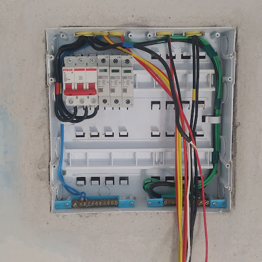 Eletricista Cristiano Profissional