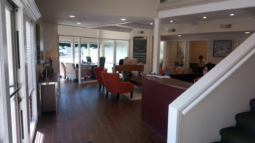 North Hills Realty