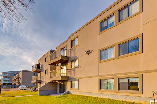 Blue Water Court
