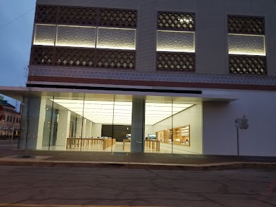 Photos of Apple Country Club Plaza
