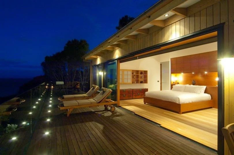 Split Apple Retreat