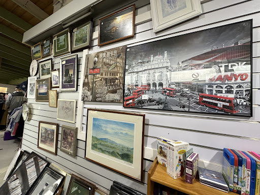 Lifeline Shop Colac - Thumbnail