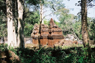 Photos of Kat Kdei Temple
