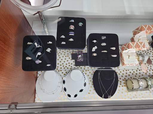 MORE MONEY JEWELRY & PAWN LOISVILLE, KY - Thumbnail