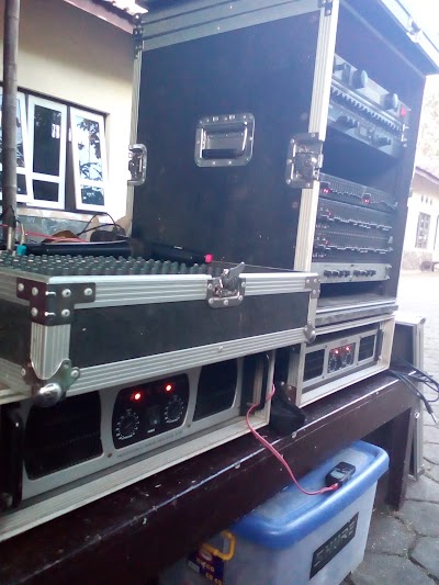 Photos of Bayu Larast Soundsystem