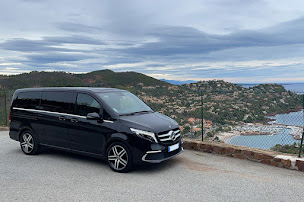 Photo n°22 de Travel Limousines : Chauffeur privé Côte d'Azur à Cannes (Service de chauffeur particulier)