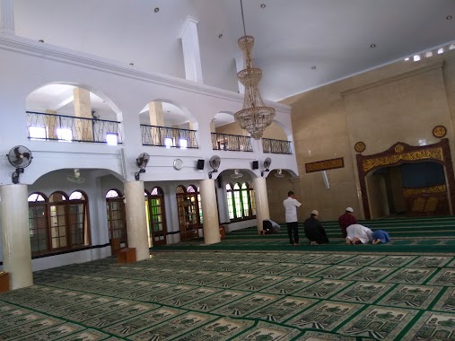 Masjid El Syifa, Author: kajian ilmiah