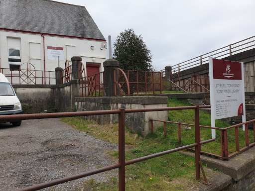 Tonypandy Library