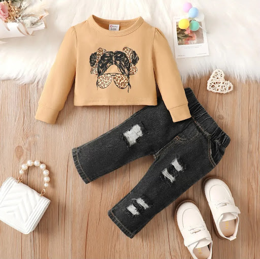 Flat lay of a boutique outfit with accessories at Winged Star Boutique in Clarksville IN