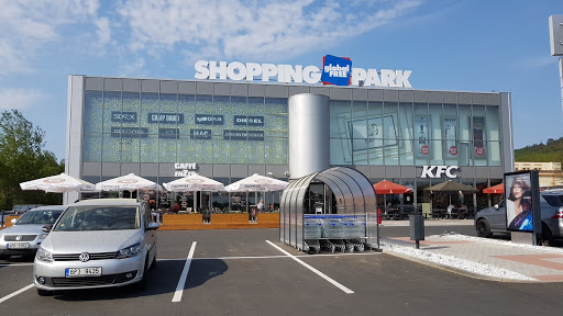 Global Free Shop Folmava