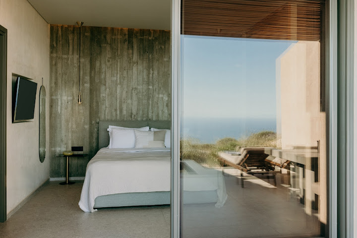 Santorini Sky, Luxury Resort by null