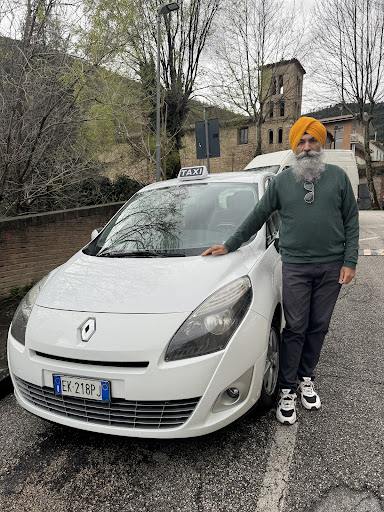 Taxi Serra San Quirico (Indian Taxi) - Thumbnail