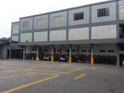 Photos of Sterling Automobiles Lanka (Pvt) Ltd