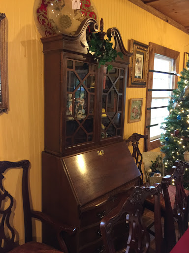Fancy Gap Antiques and Collectibles - Thumbnail