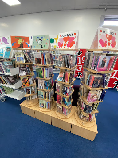 Oadby Library - Visual