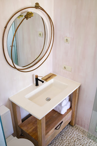 Hostal Boutique Salines - Thumbnail