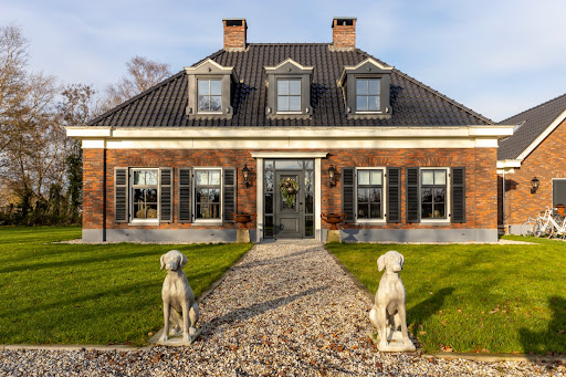 Hillary'sHome - Thumbnail