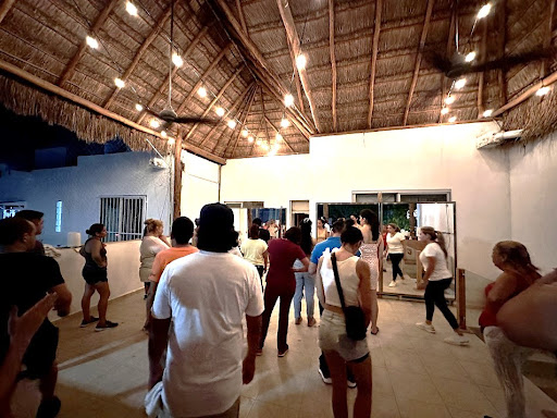 Casa Latina DS - Escuela de Salsa, Bachata y Kizomba