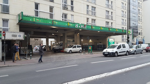 STATION BP LEVALLOIS VICTOR HUGO