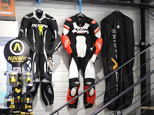 Photo n°5 de L'Atelier MOTO 85 / FANTIC / PEUGEOT Motocycles à Chantonnay (Atelier de réparation de scooters)