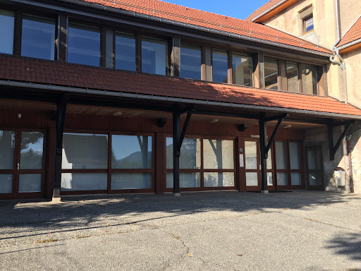 Public Library Robert Laude