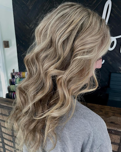 WOW Salons - Thumbnail