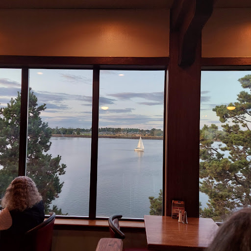 The Crow's Nest at Clover Island Inn Gallery - United States