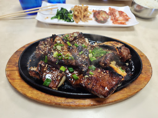 Sadie's BBQ Inn Gallery - United States