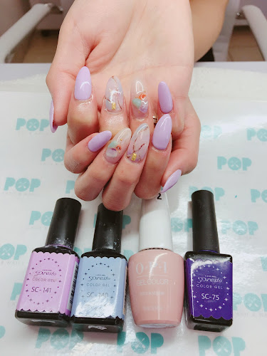Pop Lash And Nails interior view