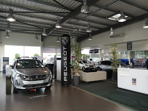 Photo n°2 de PEUGEOT Bergerac Clara Automobiles à Creysse (Concessionnaire Peugeot)