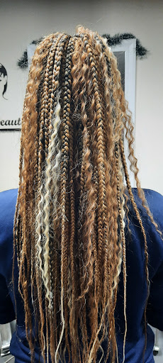 Dan Hair Salon & Cosmetics - Thumbnail