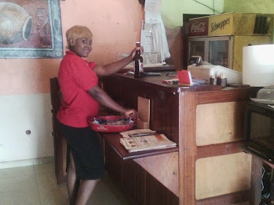 Photos of Alino Rotisserie, Yaound&eacute;