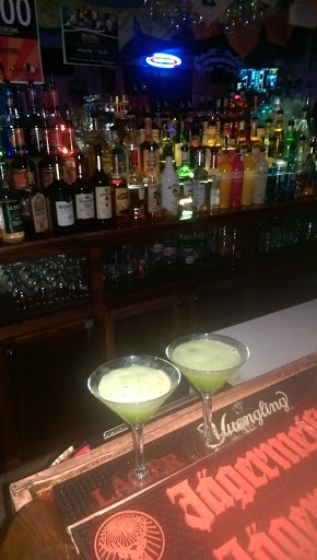 312 Bar - Visual