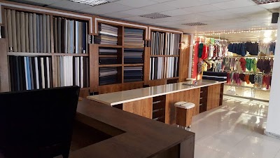 Photos of LEBAAS Outlet