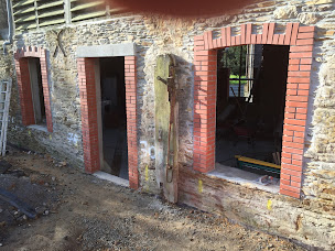 Photo n°12 de E.R.F à Villepot (Entreprise de construction)