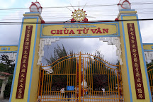 Tu Van Pagoda, Cam Ranh, Vietnam