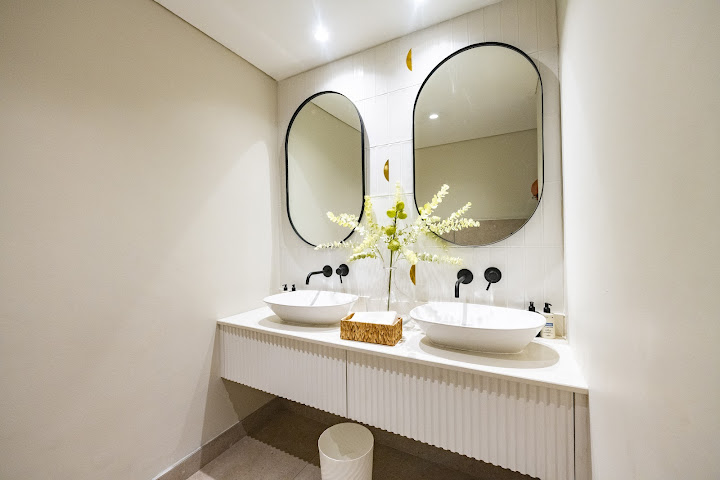 The Paxton Hotel by null