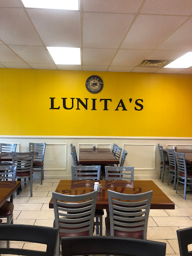 Lunita's - Visual