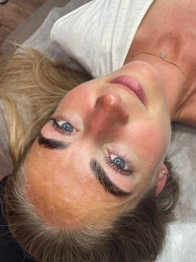 Amelia Studio - Thumbnail