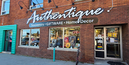 Authentique Gift Shop