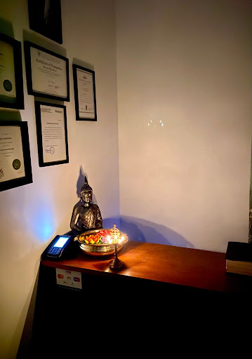 Indian SPA Cardiff | Himalayan Salt Massage | Lava shell Massage | Ayurveda Massage - Thumbnail