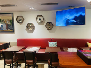 Photo n°49 de Restaurant, Bar , Café Brasserie La Tour, cuisine traditionnelle, Paris Gare De Lyon , Galerie Gamma à Paris (Salon de thé)