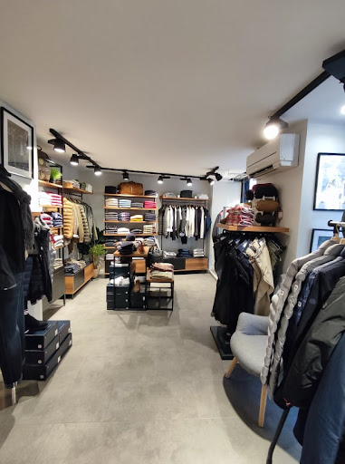 Boutique Serge Blanco Gallery - France
