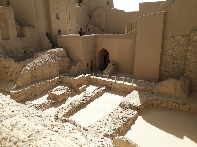 Bahla Fort قلعة بهلا