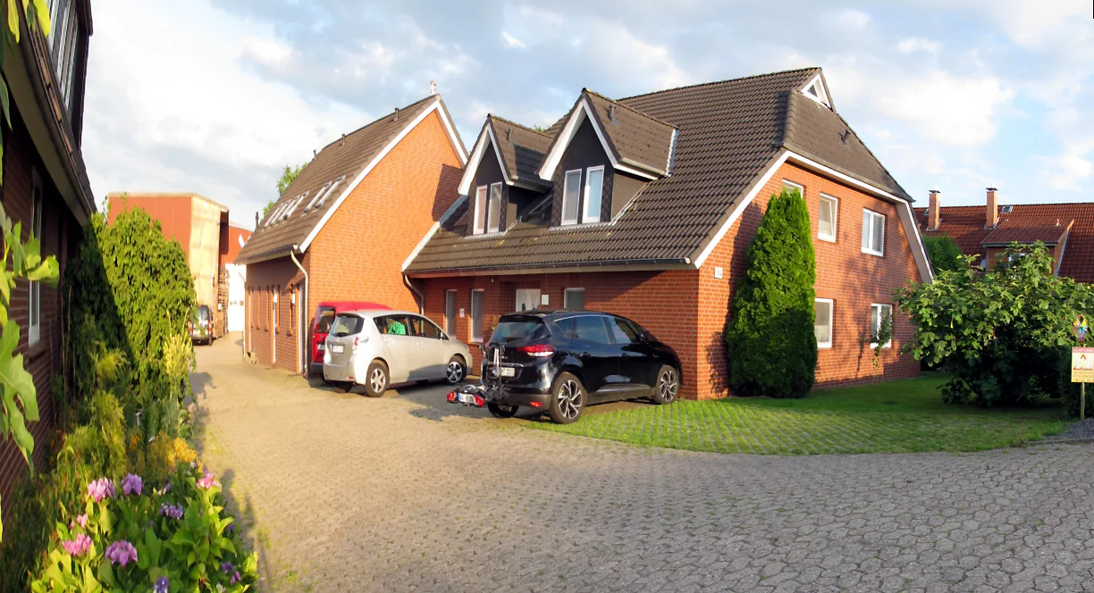 Obstbau & Ferienwohnung Familie Meyer (Fruit Farm & Holiday Apartment)