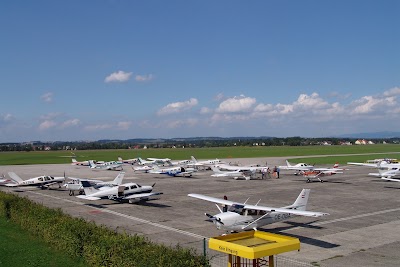Photos of Wels Airport, flying club white seagull Wels